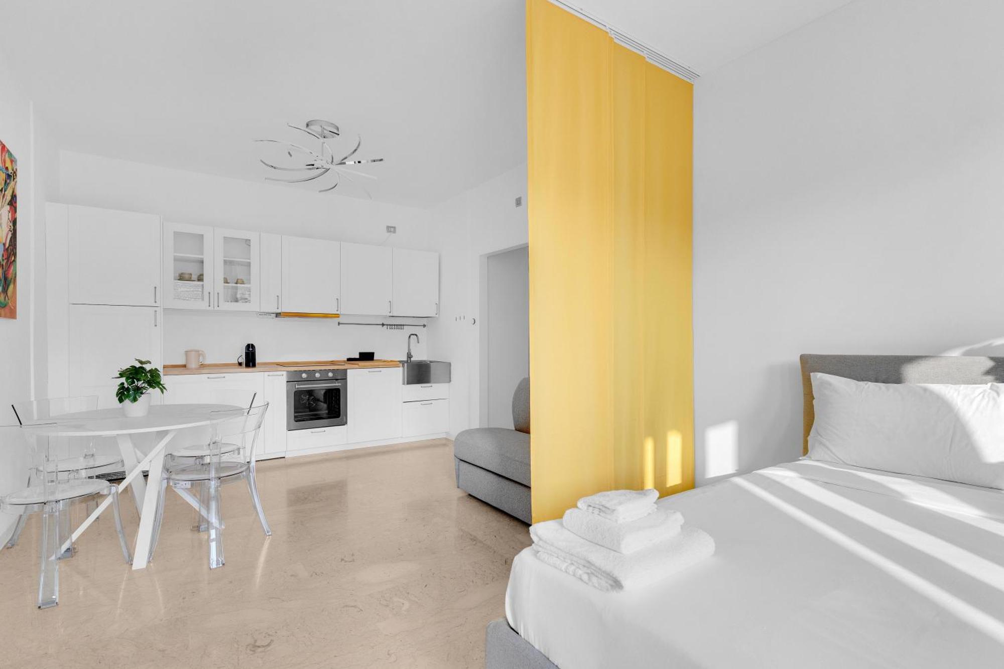 Yellow Flat Central ミラノ エクステリア 写真